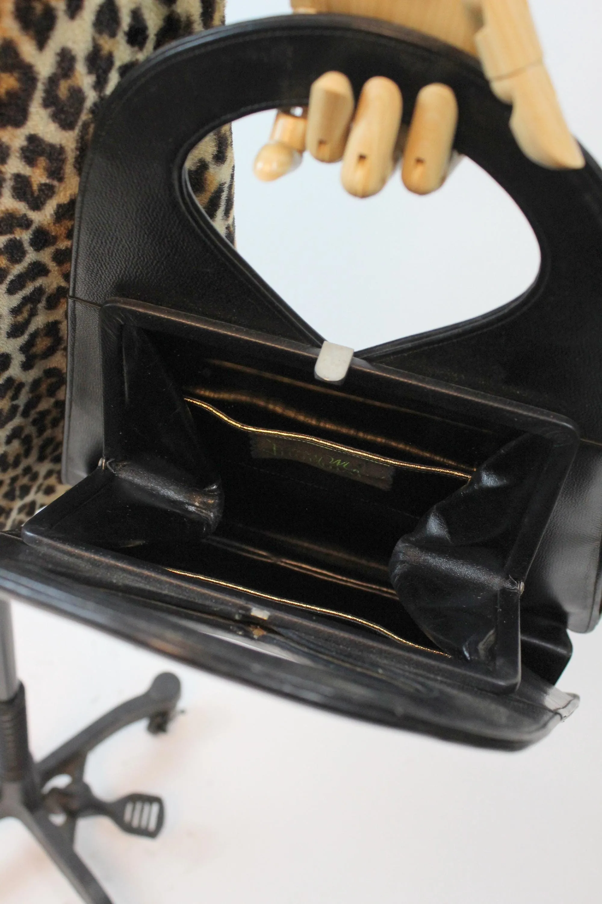 1960s STRUCTURED trapezoid leopard handbag PURSE | new fall winter