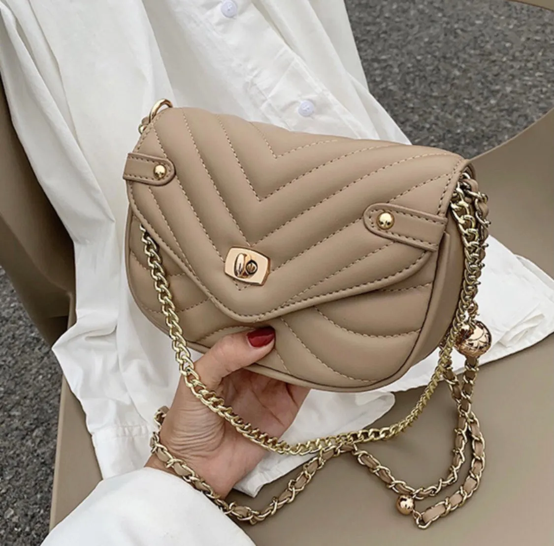 2 CHAINS CROSSBODY BAG