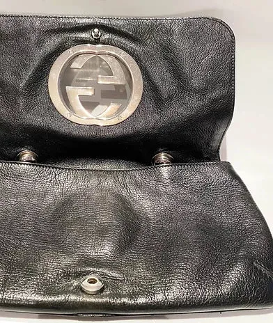 2000s GUCCI BLACK LEATHER BLONDIE FLAP BAG