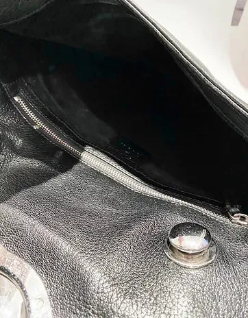 2000s GUCCI BLACK LEATHER BLONDIE FLAP BAG