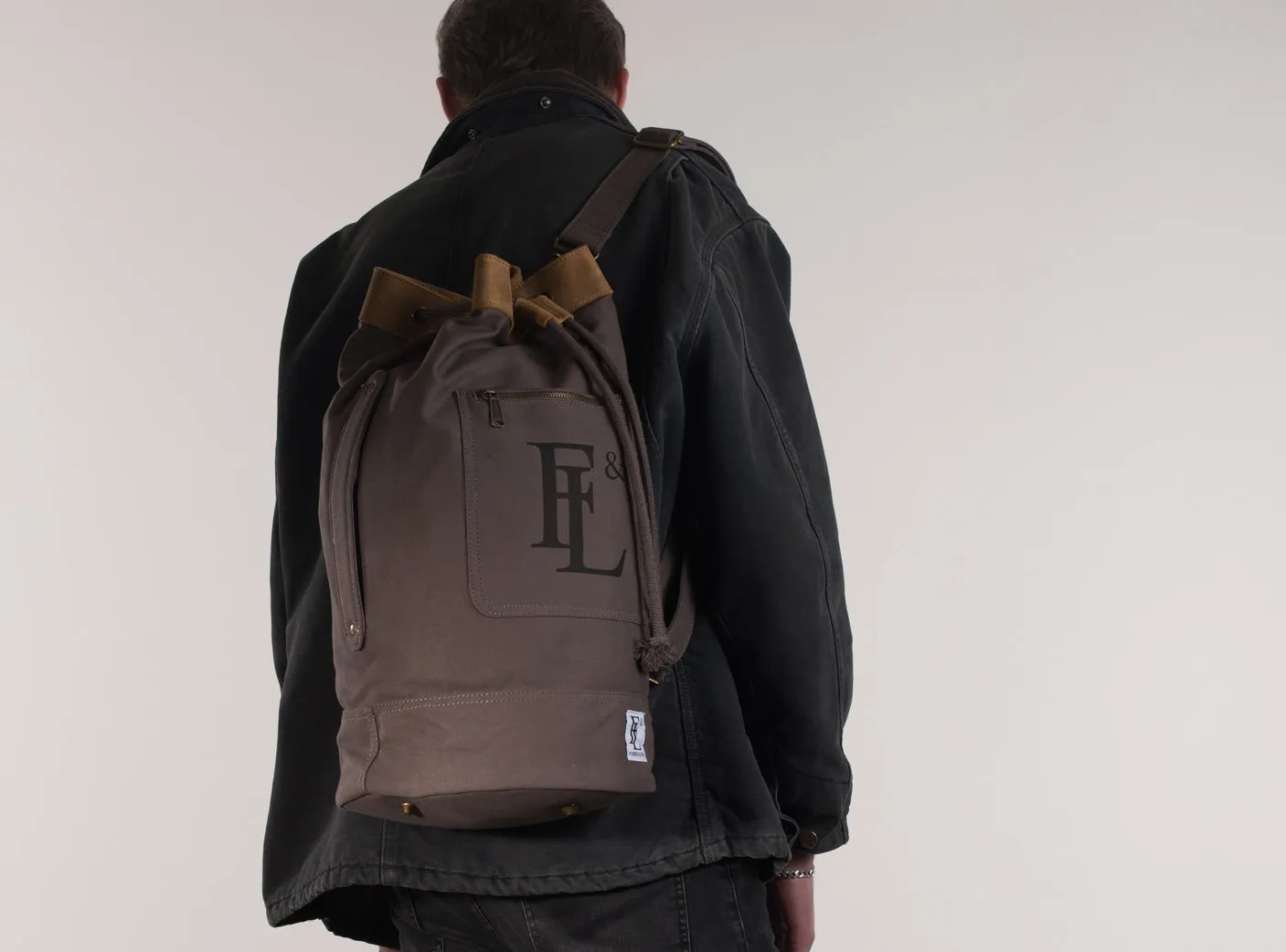 Arnold Duffel Grey