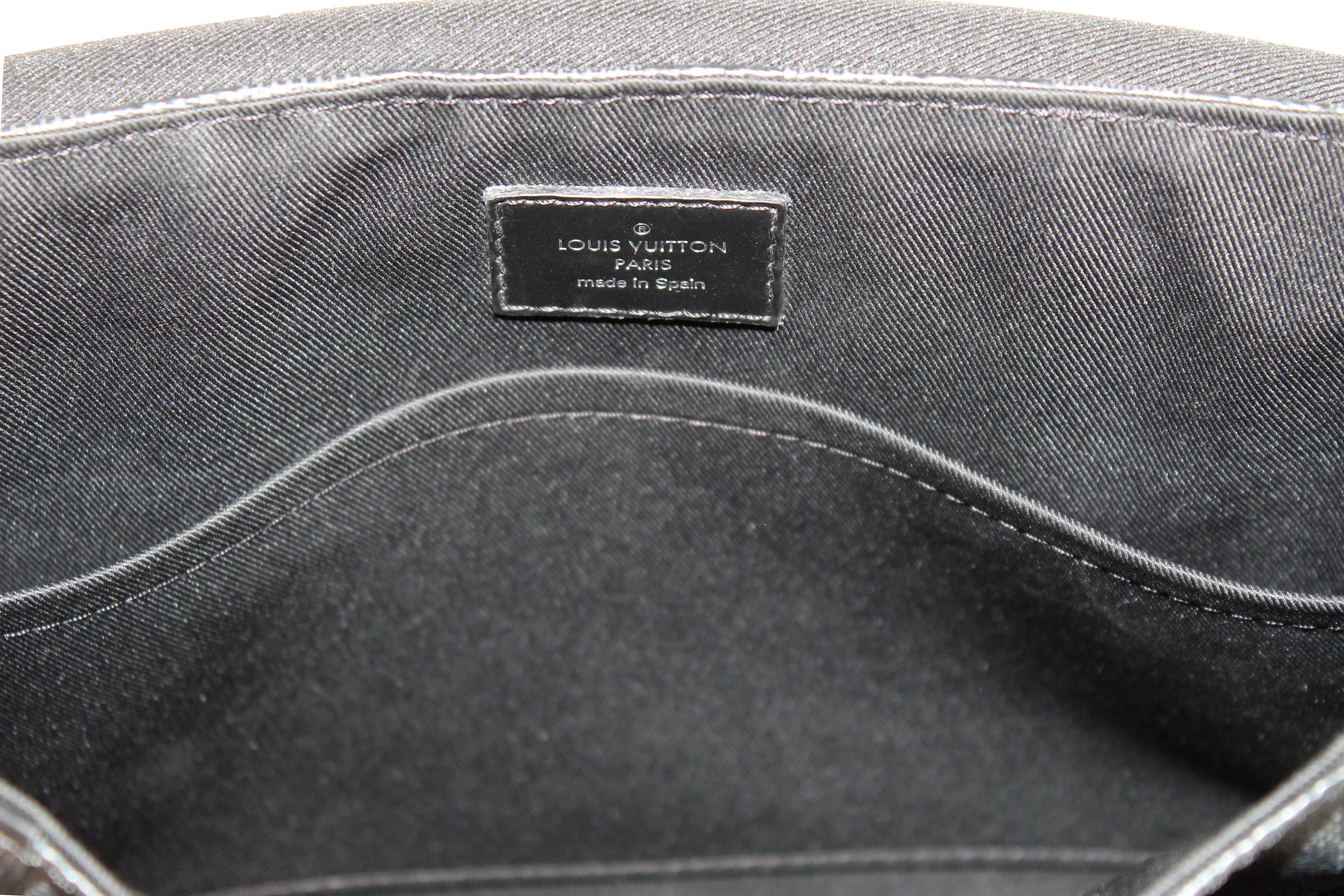 Authentic Louis Vuitton Limited Edition Damier Graphite LV League District PM Messenger Bag