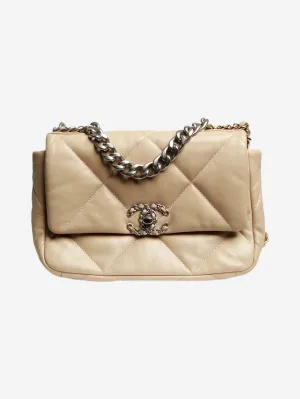 Beige medium 19 lambskin bag