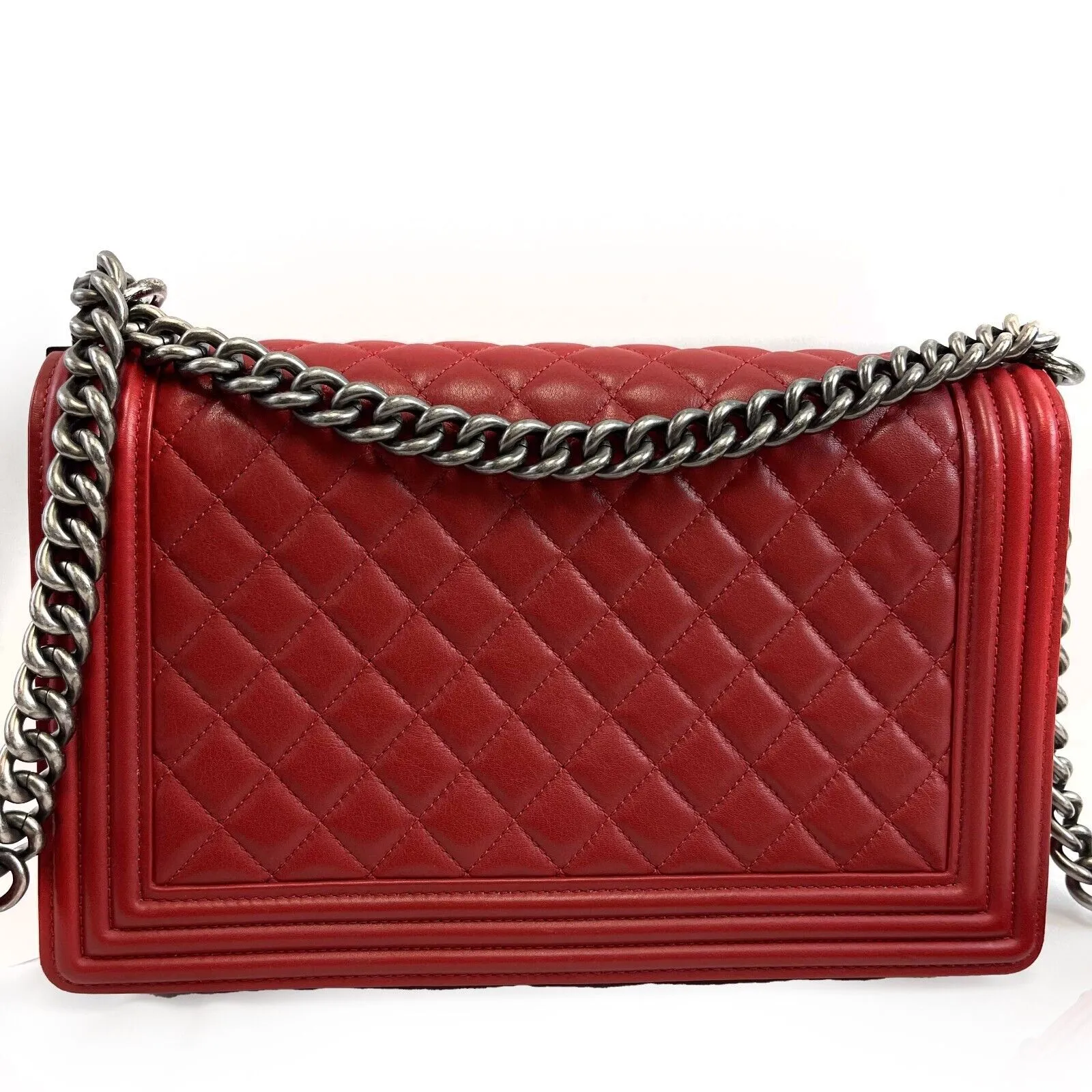 CHANEL Boy New Bag Quilted Calfskin New Medium Red Crossbody Bag