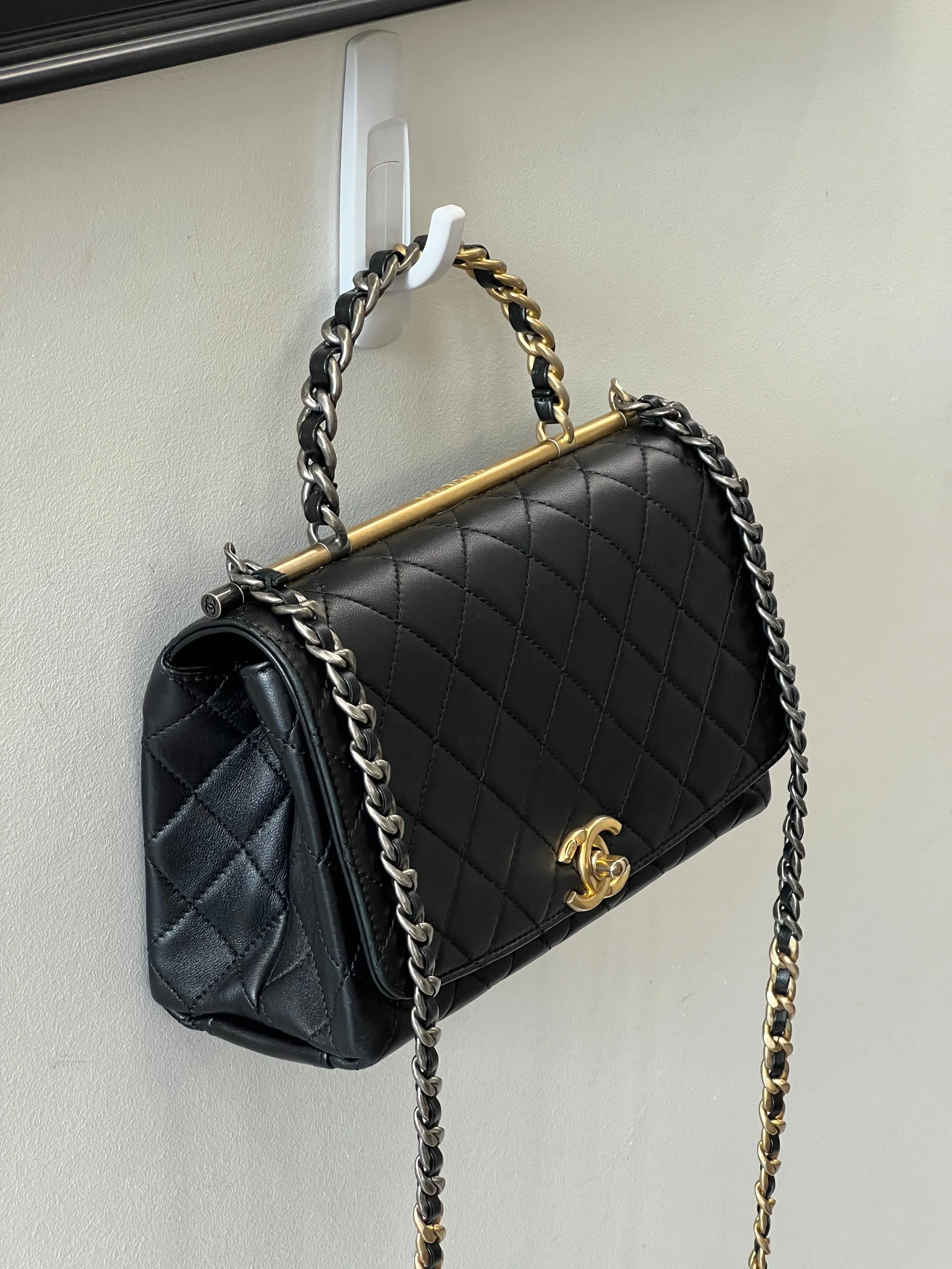 CHANEL TWO-TONE CHAIN QUILTED LAMBSKIN TOP HANDLE FLAP BAG