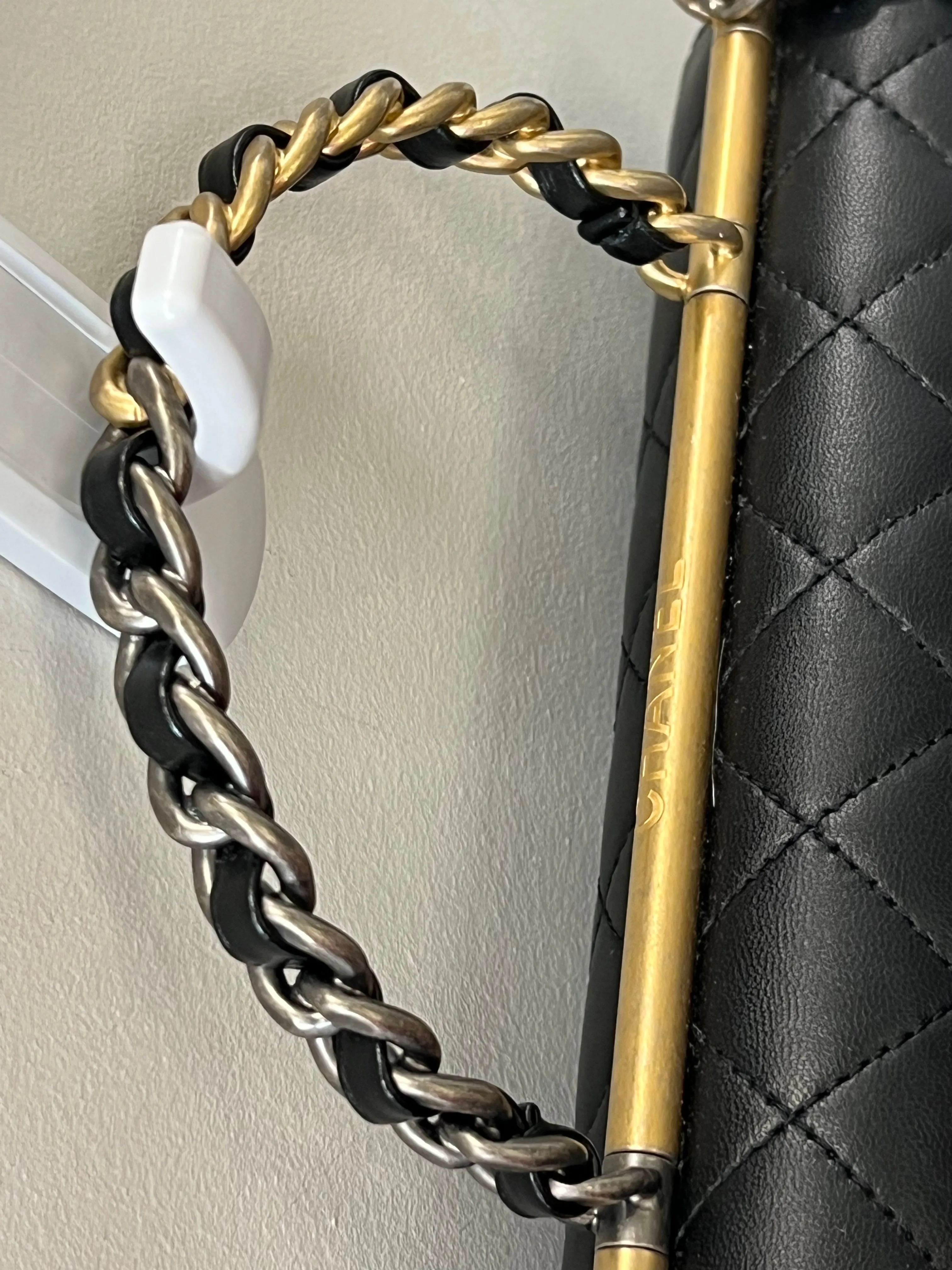 CHANEL TWO-TONE CHAIN QUILTED LAMBSKIN TOP HANDLE FLAP BAG