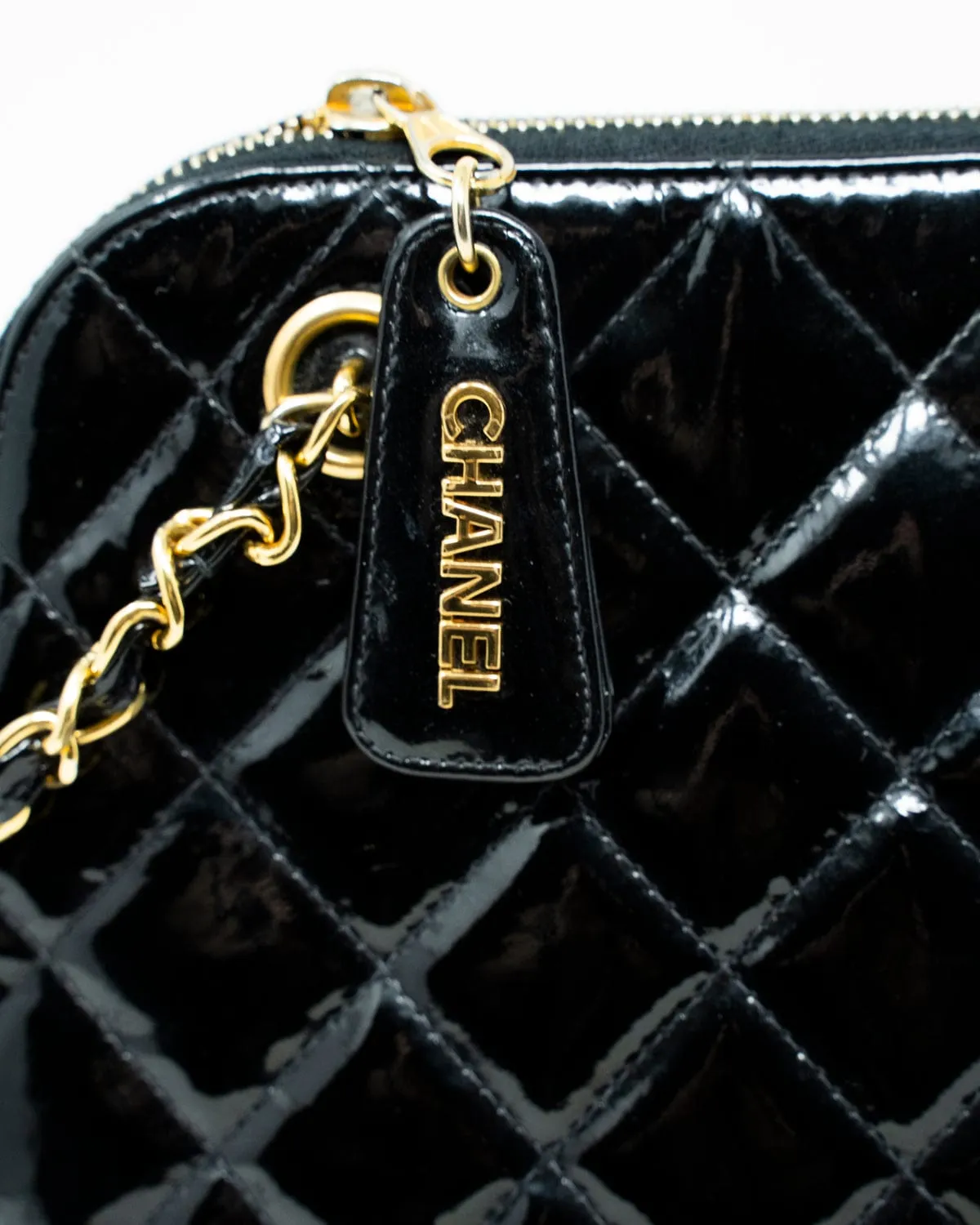 Chanel Vintage Patent Leather Quilted Shoulder Bag - AWC1120