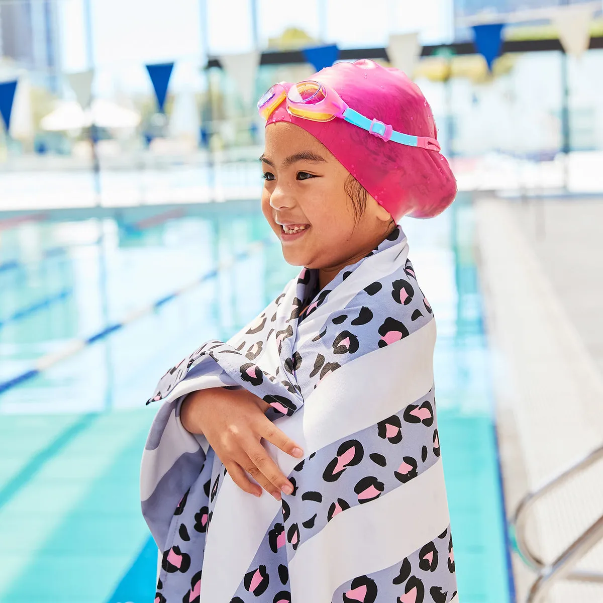 Dock & Bay 4 Towels   Picnic Blanket   Bag - Set A