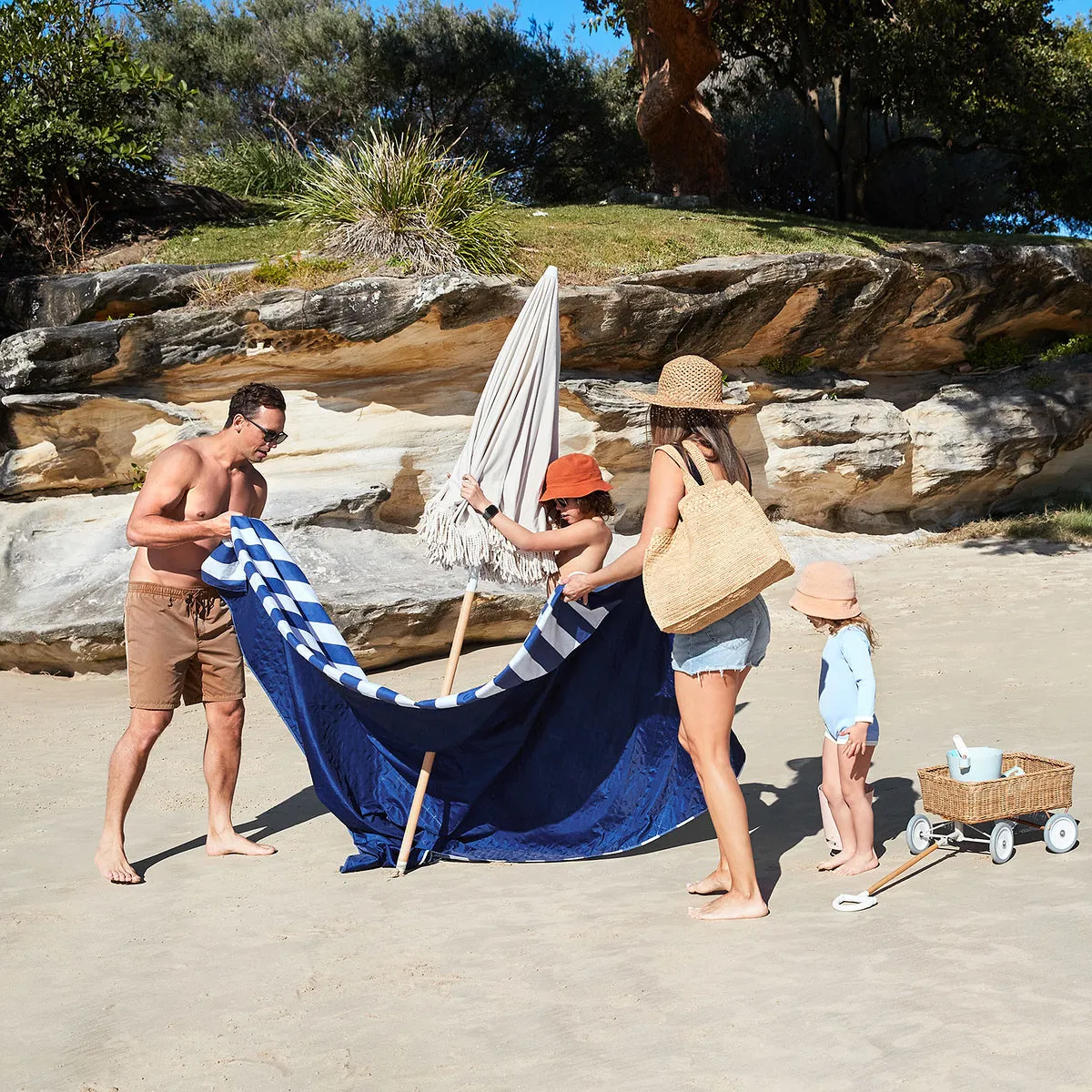 Dock & Bay 4 Towels   Picnic Blanket   Bag - Set A