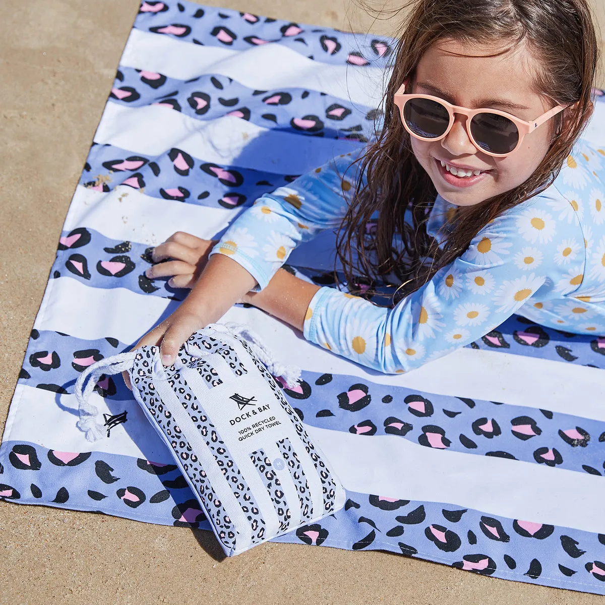 Dock & Bay 4 Towels   Picnic Blanket   Bag - Set G