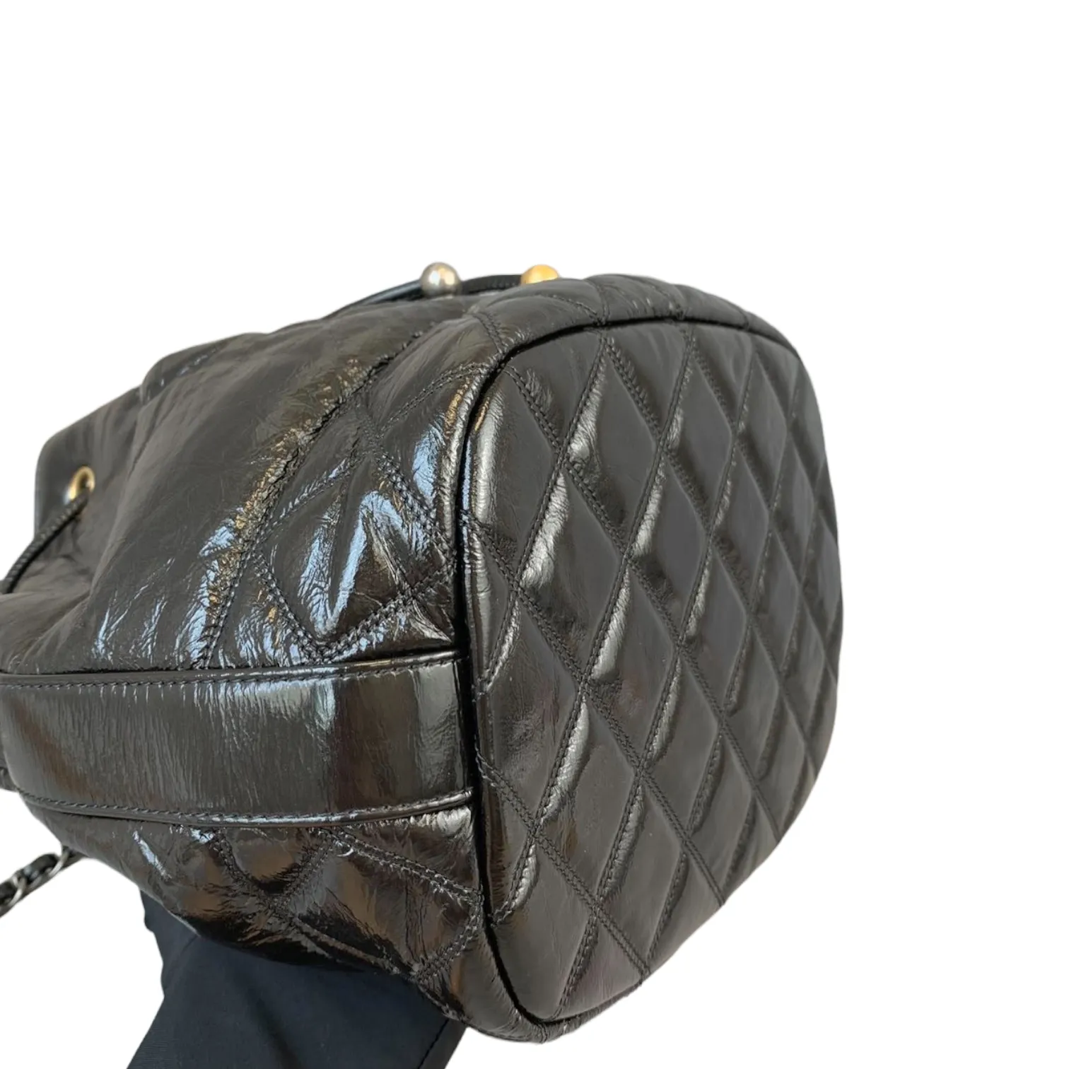 Drawstring Bucket Calfskin Black