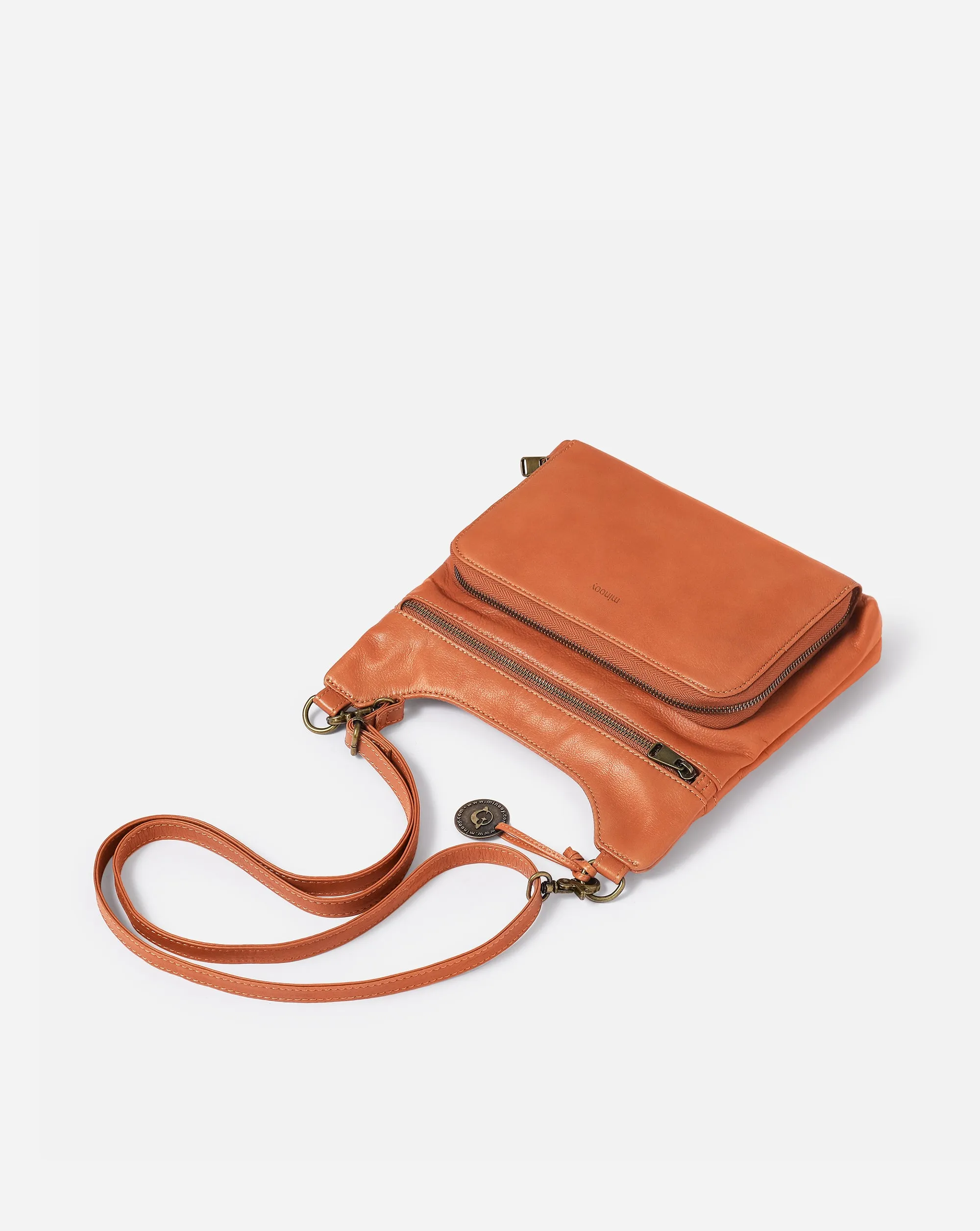 Eris Crossbody Bag 2.3L
