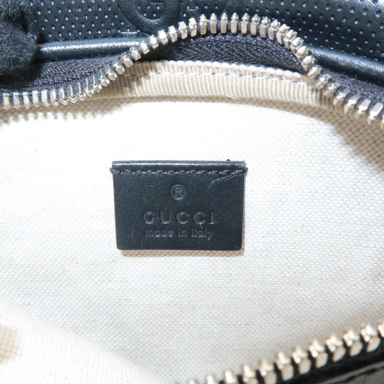 GUCCI GG Embossed Leather Small Waist Bag Black 658582 Used