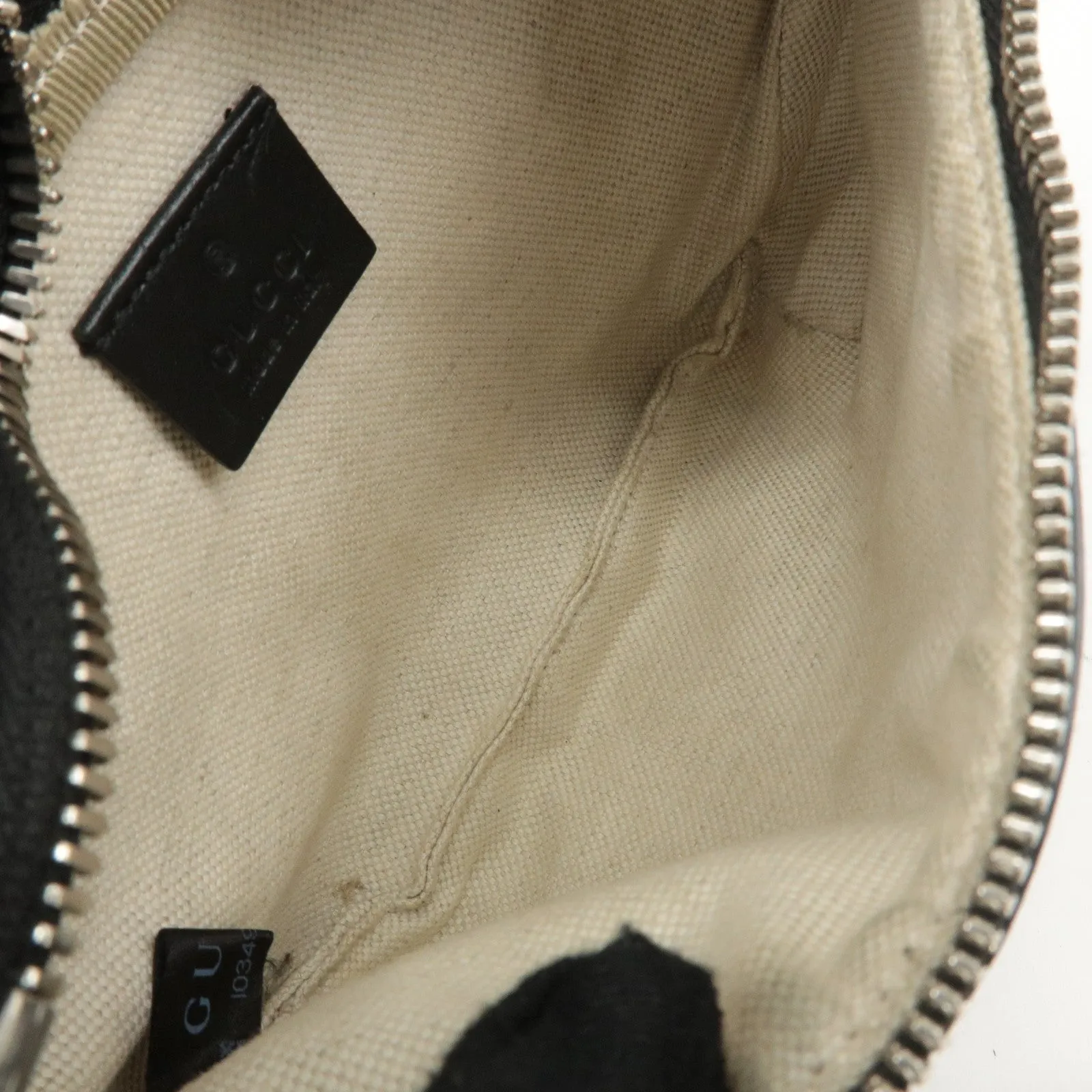 GUCCI GG Embossed Leather Small Waist Bag Black 658582 Used