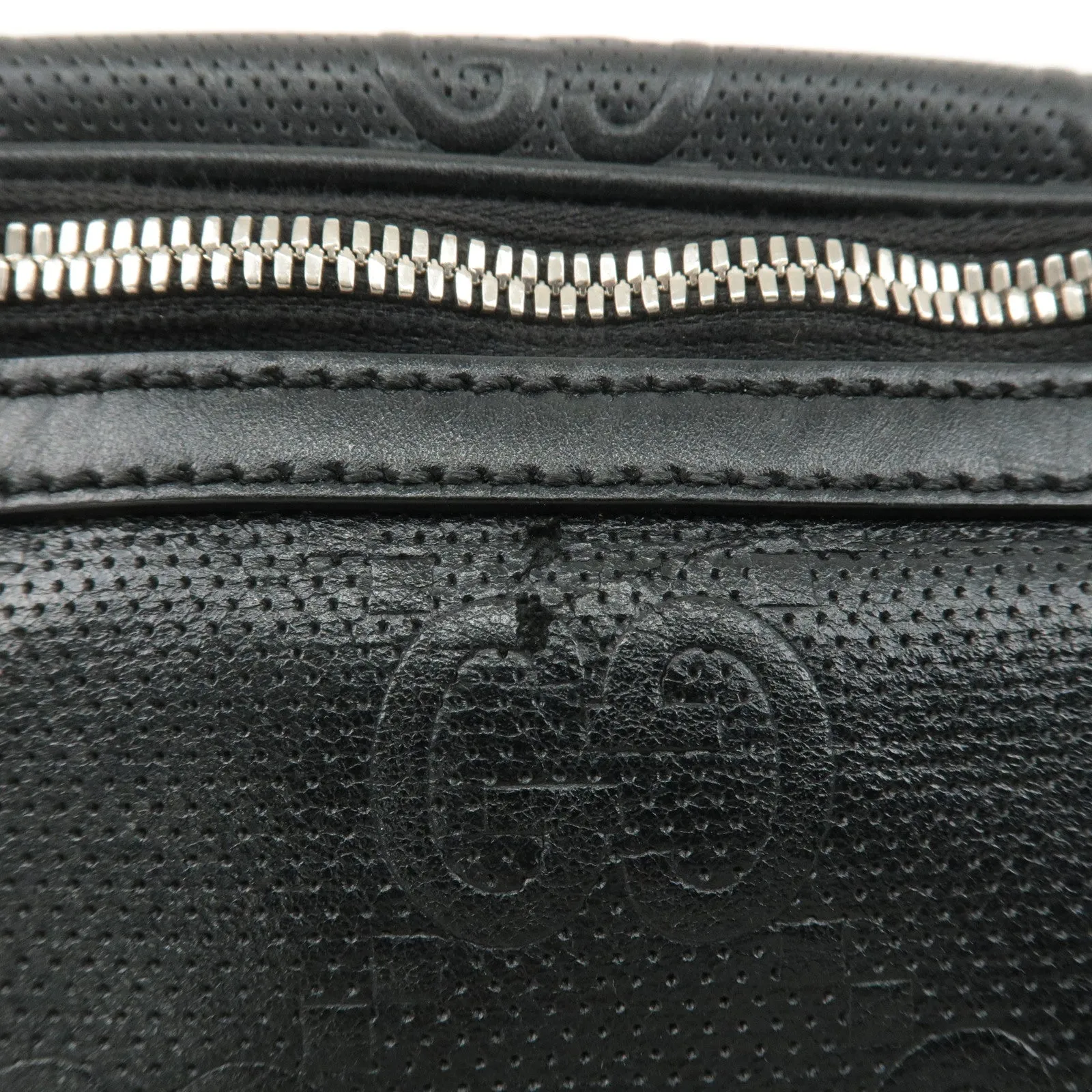 GUCCI GG Embossed Leather Small Waist Bag Black 658582 Used