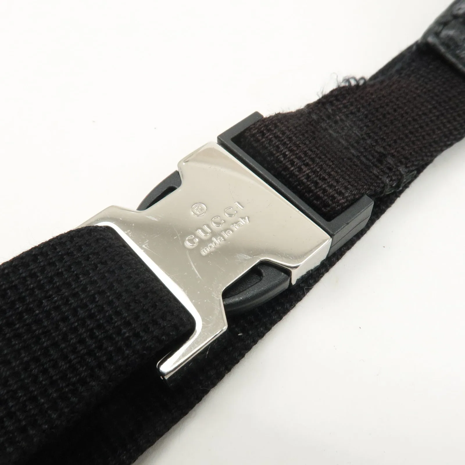 GUCCI GG Embossed Leather Small Waist Bag Black 658582 Used