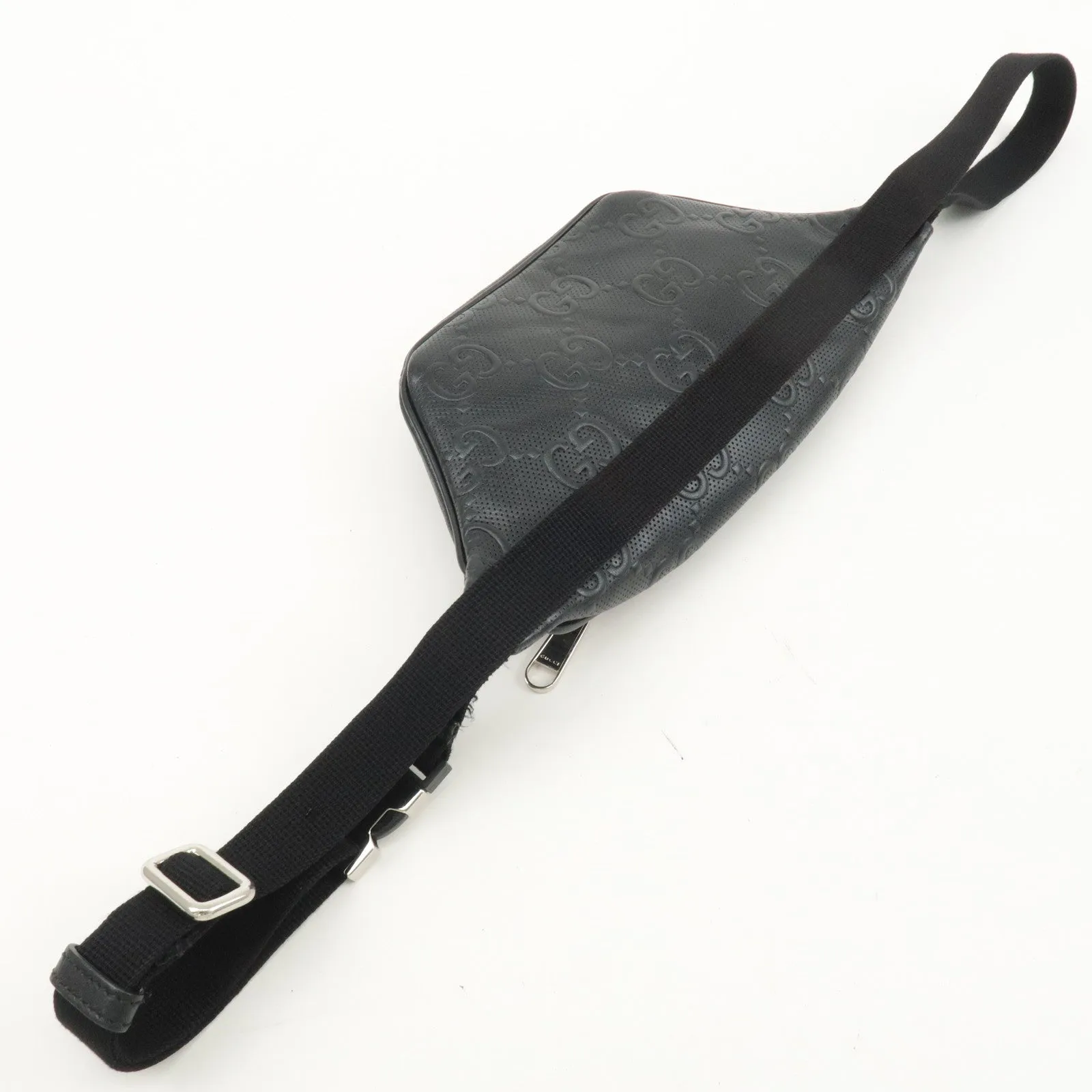 GUCCI GG Embossed Leather Small Waist Bag Black 658582 Used