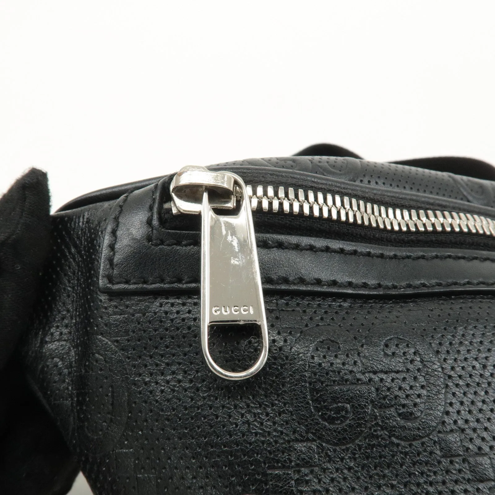 GUCCI GG Embossed Leather Small Waist Bag Black 658582 Used