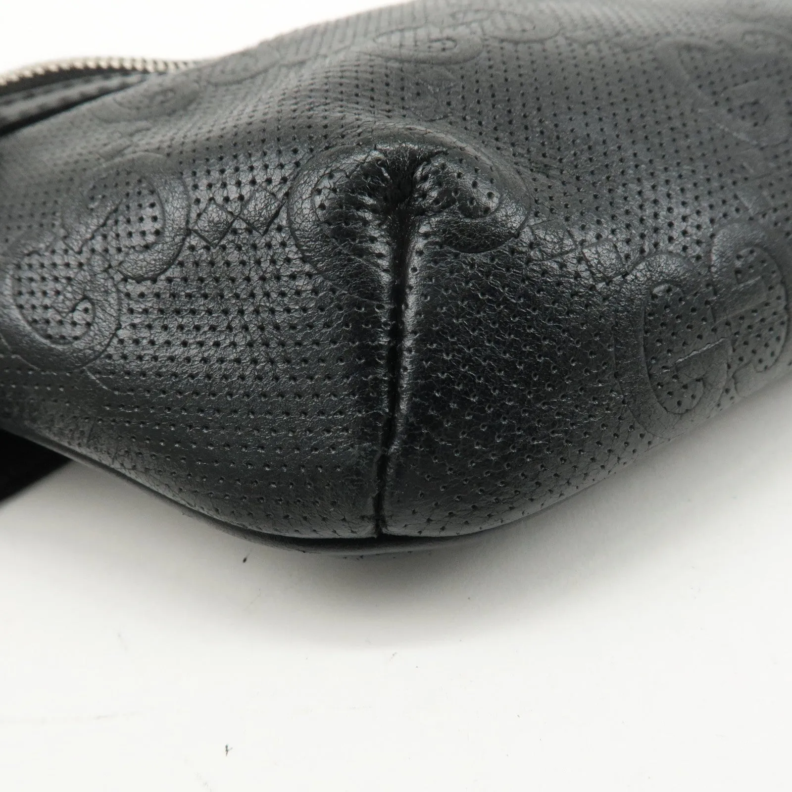 GUCCI GG Embossed Leather Small Waist Bag Black 658582 Used