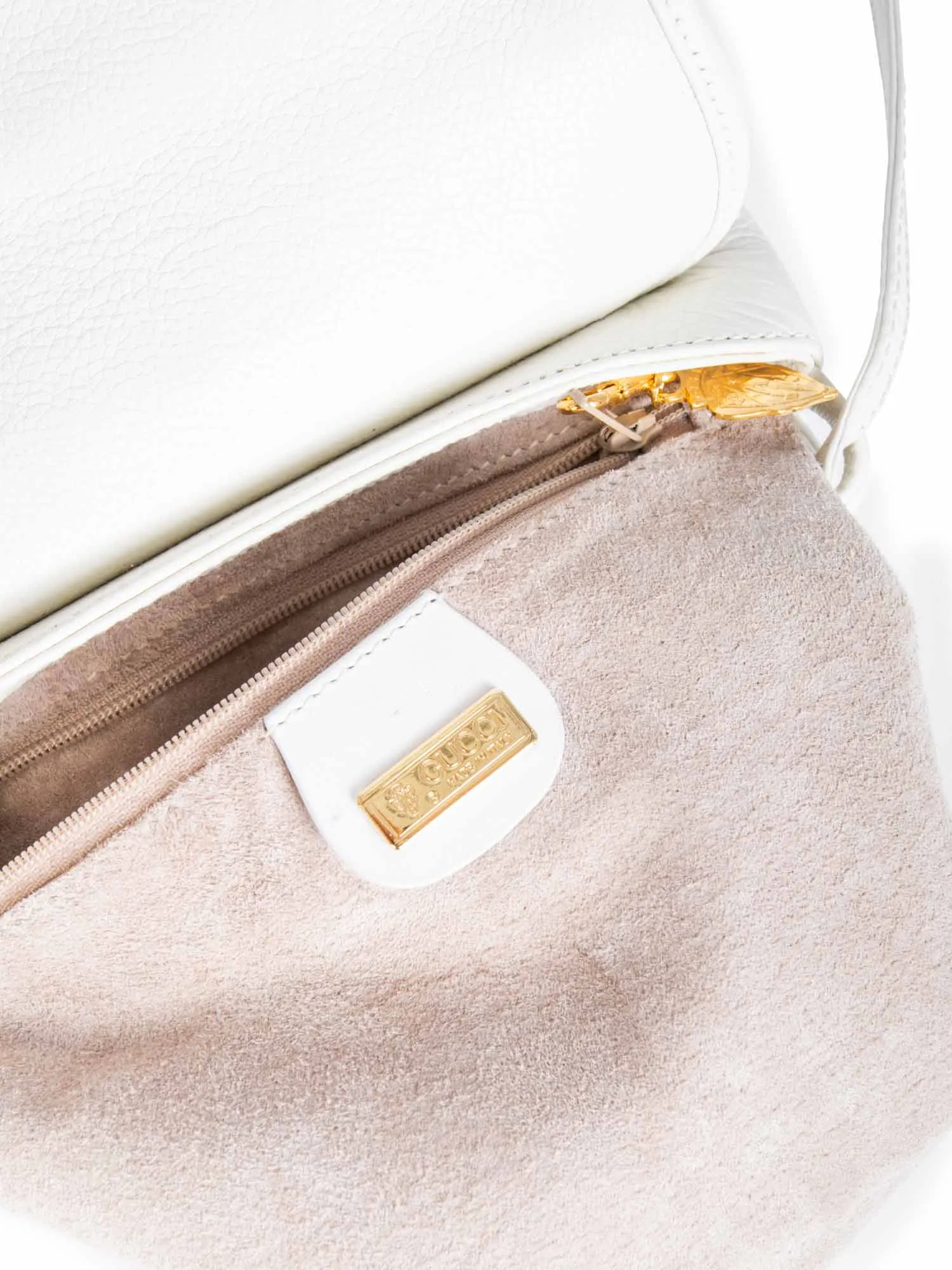 Gucci Vintage GG Logo Leather Messenger Flap Bag White