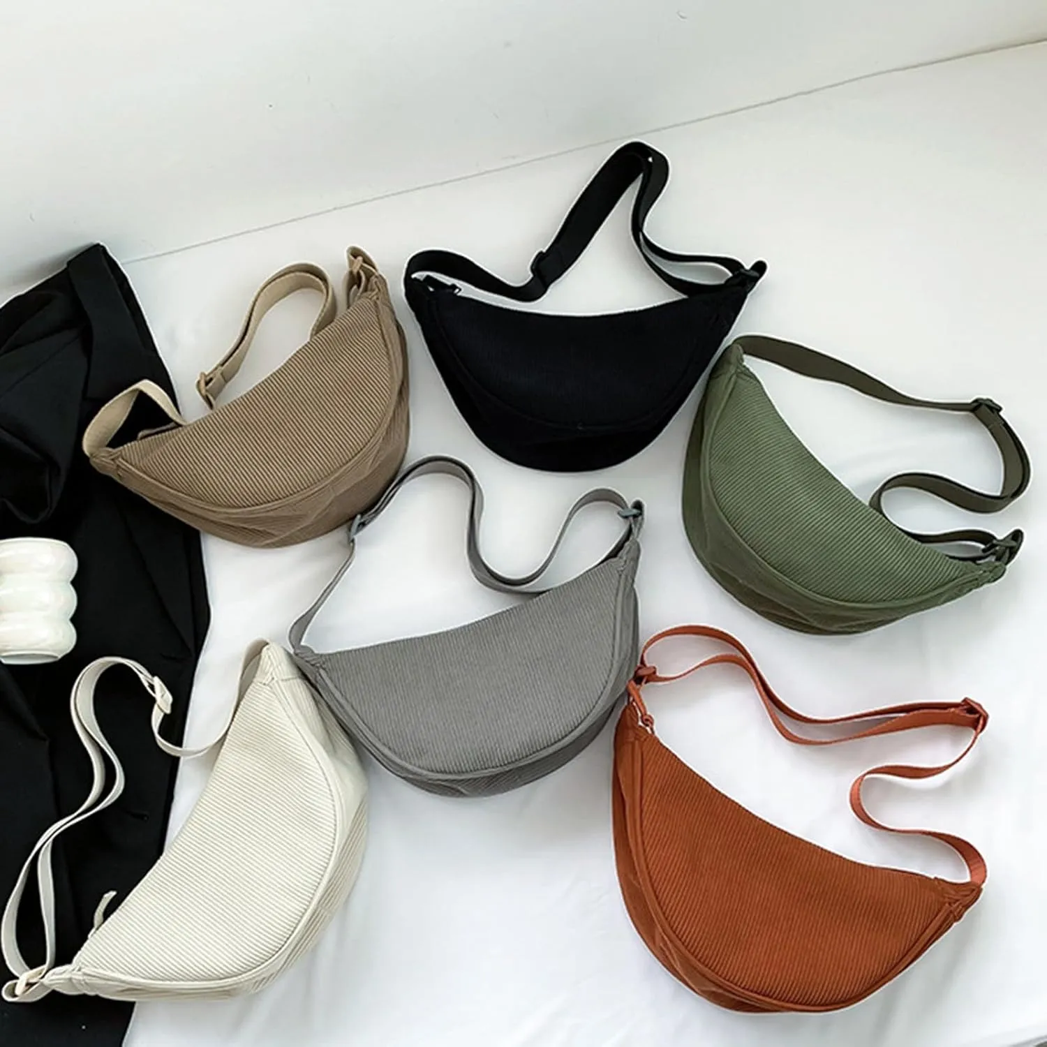 Handbag, Pebble Turnlock Messenger 28 Quilted Crossbody Purse for Women Trendy Ladies Shoulder Bag with Chain Designer Purses