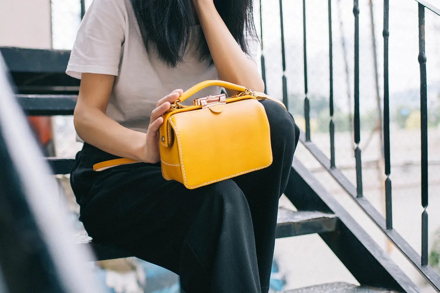 Handmade Womens Leather Doctor Handbag Purse Small Side Bag Doctor Bags for Women