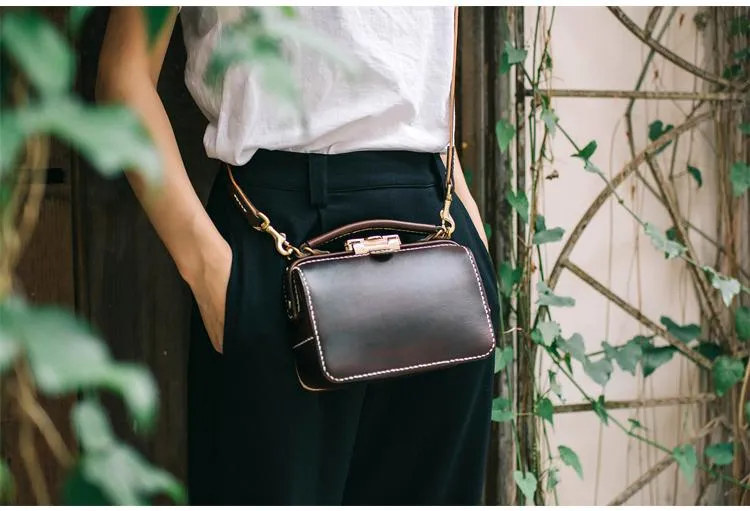 Handmade Womens Leather Doctor Handbag Purse Small Side Bag Doctor Bags for Women