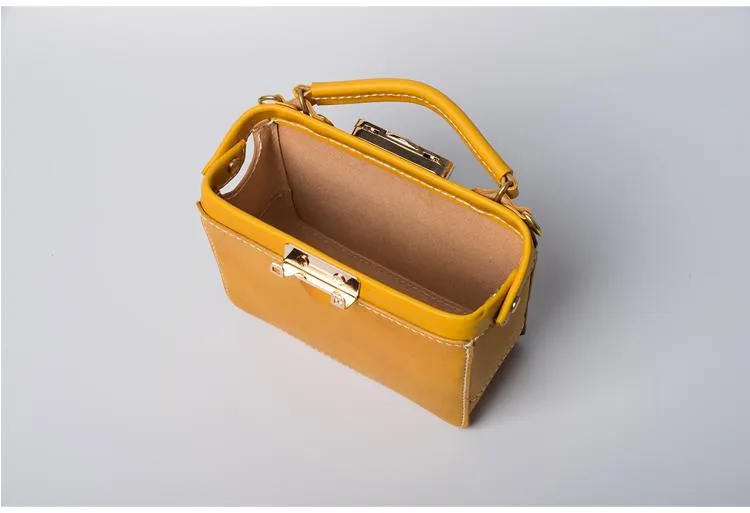 Handmade Womens Leather Doctor Handbag Purse Small Side Bag Doctor Bags for Women