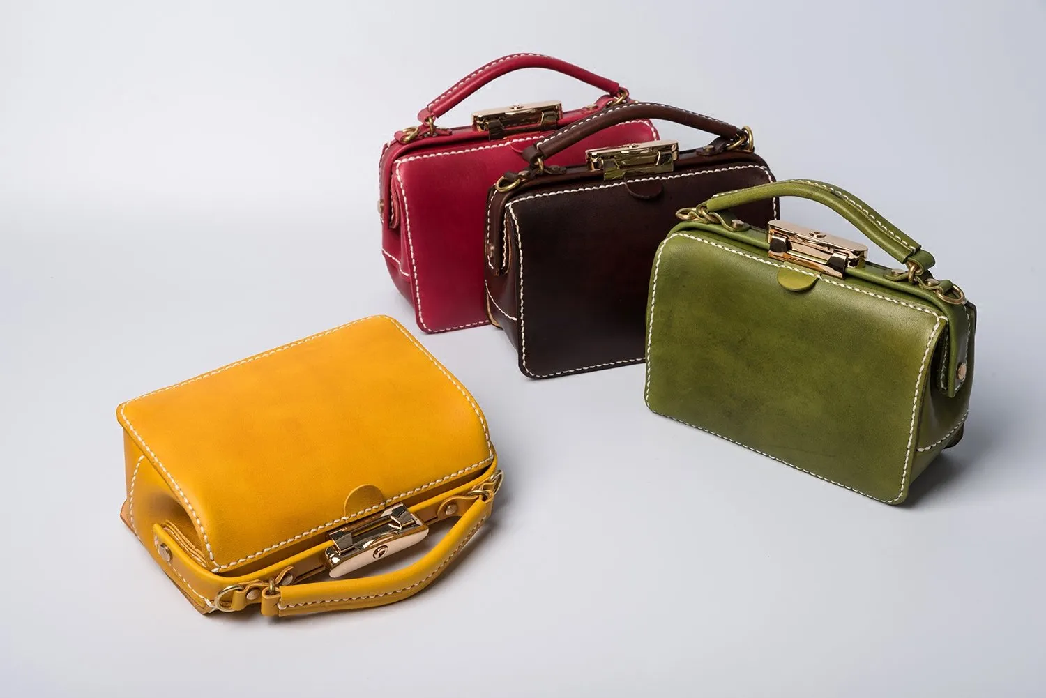 Handmade Womens Leather Doctor Handbag Purse Small Side Bag Doctor Bags for Women