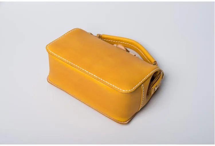Handmade Womens Leather Doctor Handbag Purse Small Side Bag Doctor Bags for Women