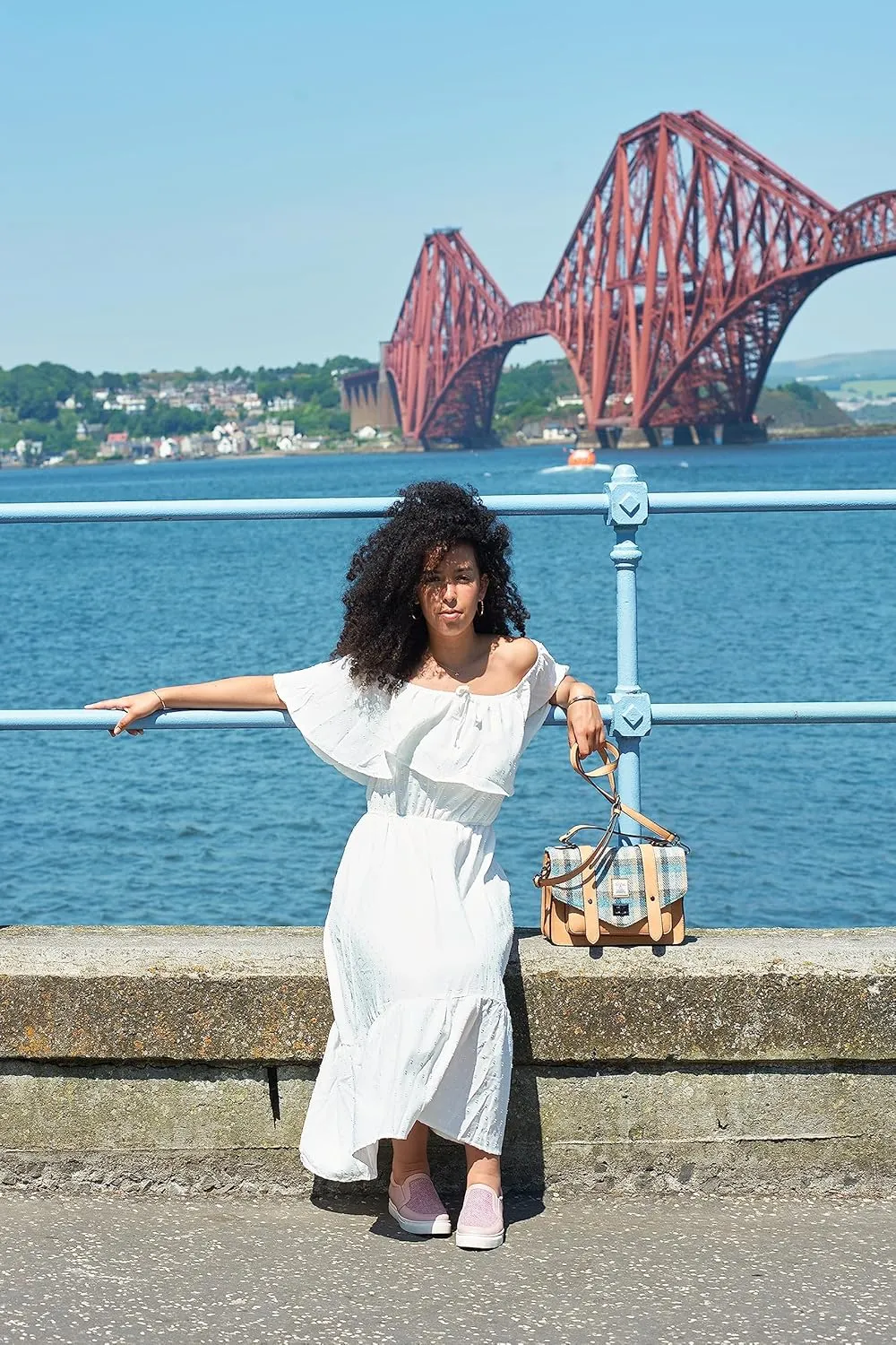 Islander Medium Satchel shoulder bags