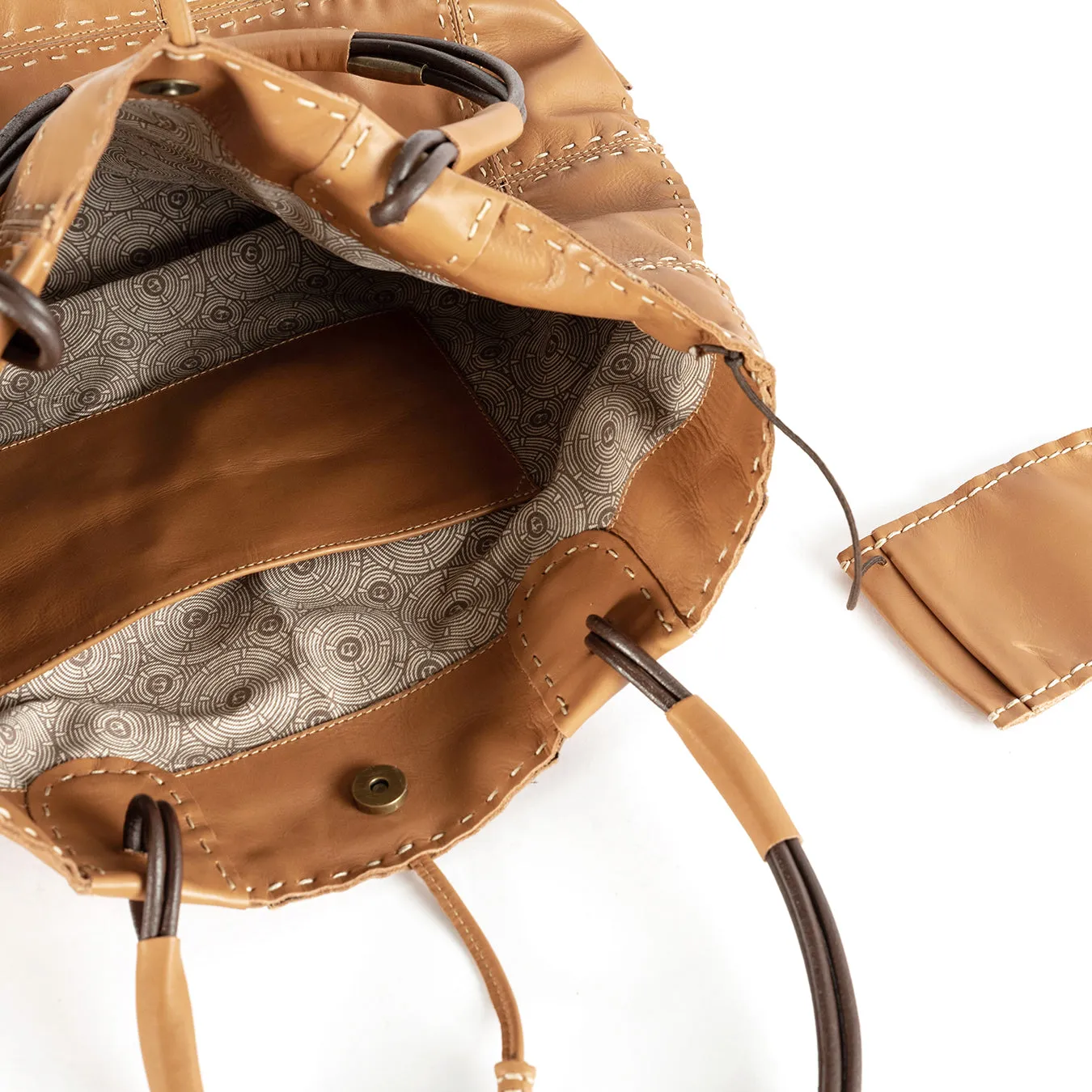 Jabulani : Ladies Leather Shopper Handbag in Hazel Relaxa