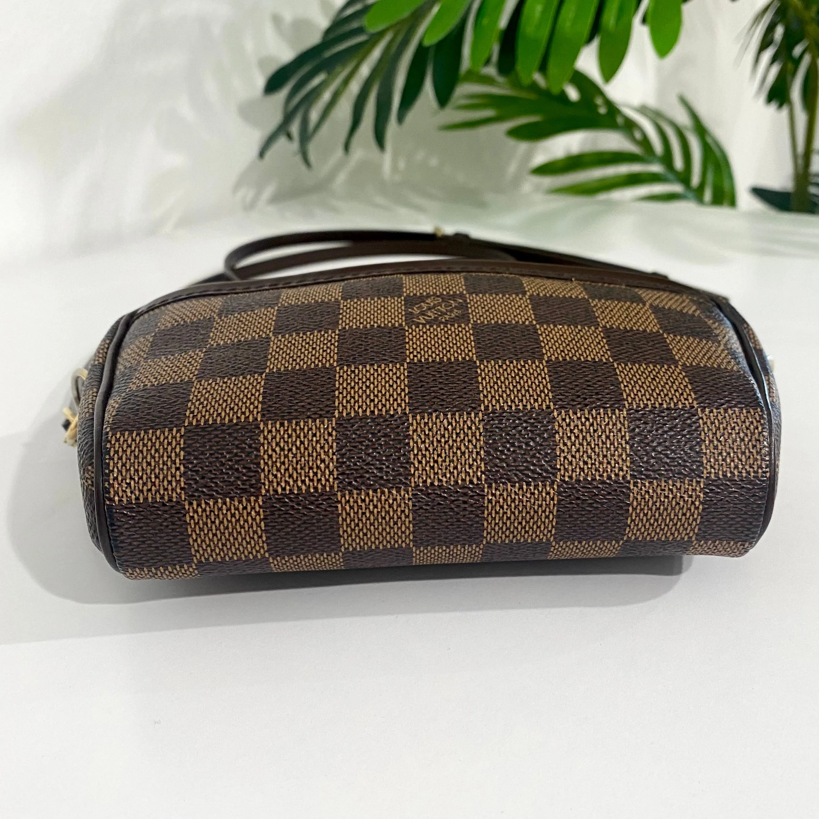 Louis Vuitton Damier Ebene Ipanema Bag