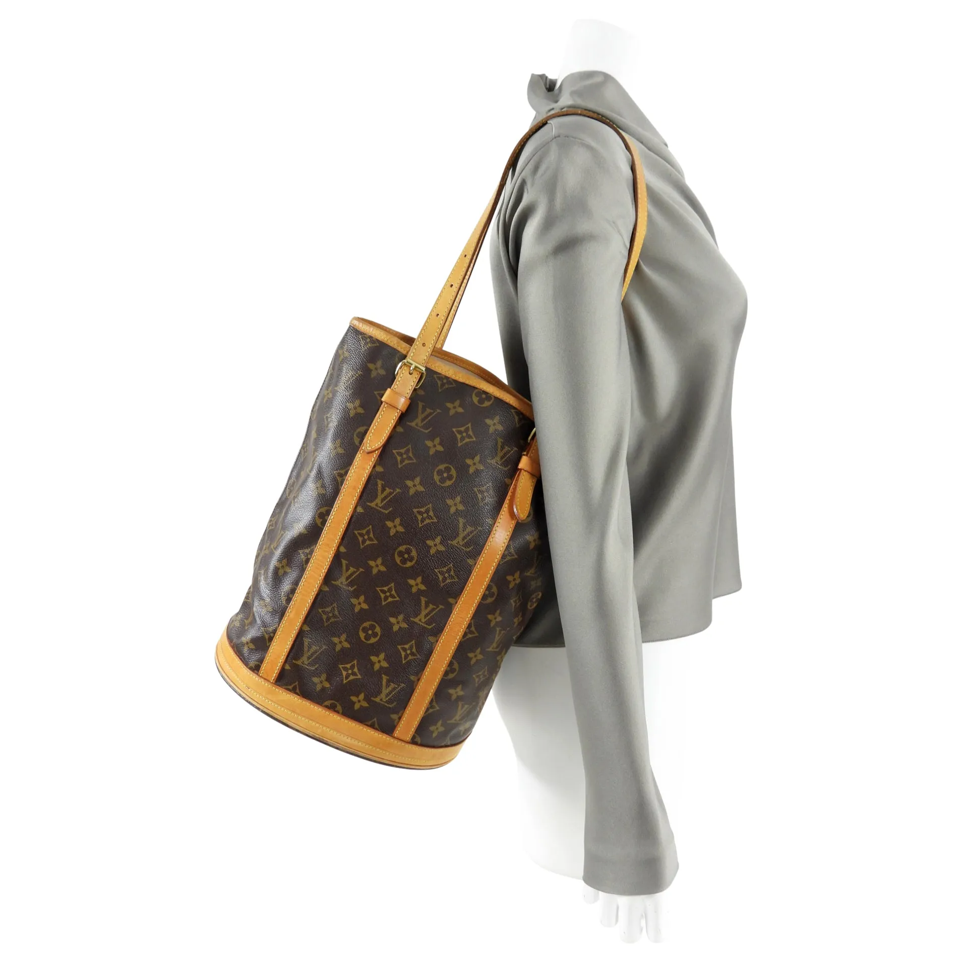 Louis Vuitton Monogram Canvas Bucket GM Shoulder Bag