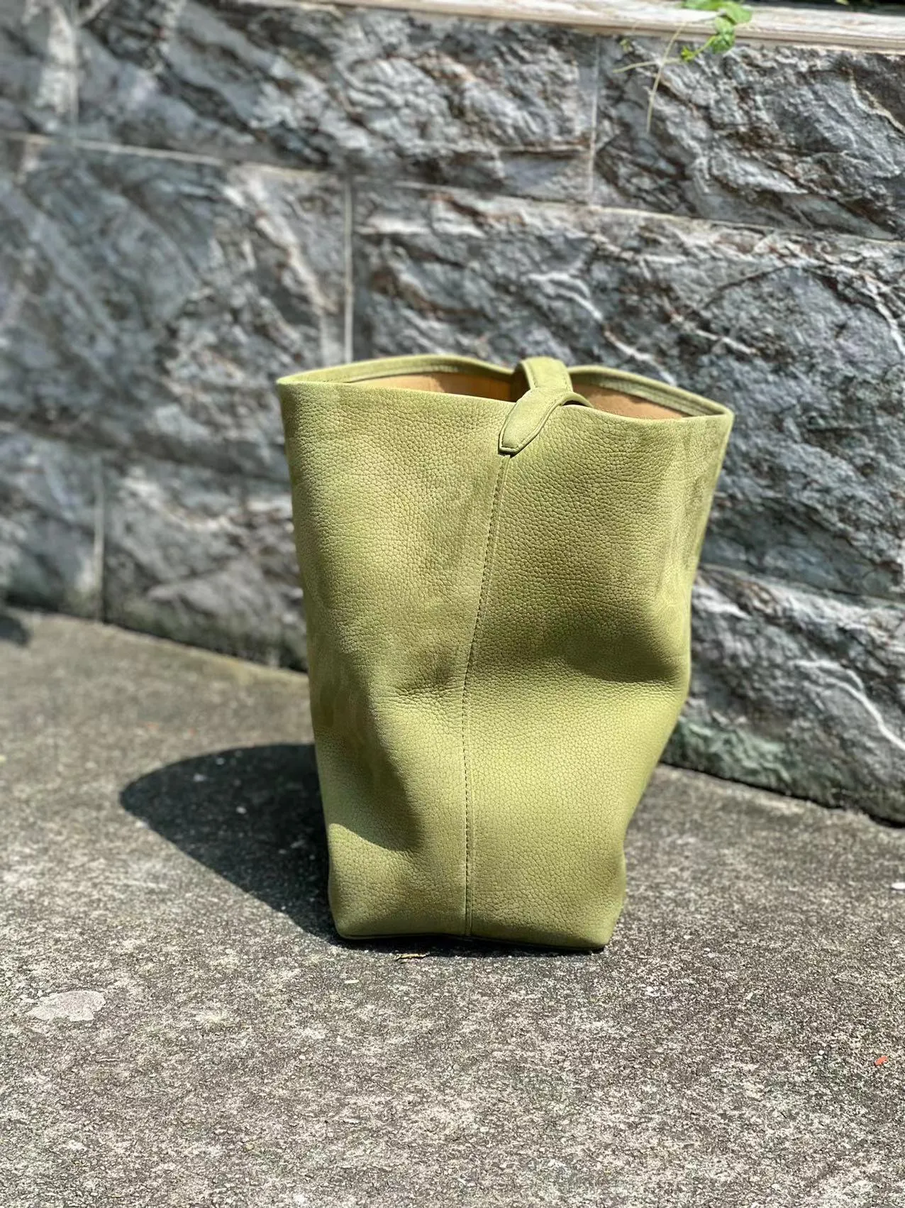 Minimalist Classic Leather Bucket Bag | Large Leather Tote Bag | Fashion Shoulder Bag, Tan Mummy Bag, Everyday Bag, Unisex Bag