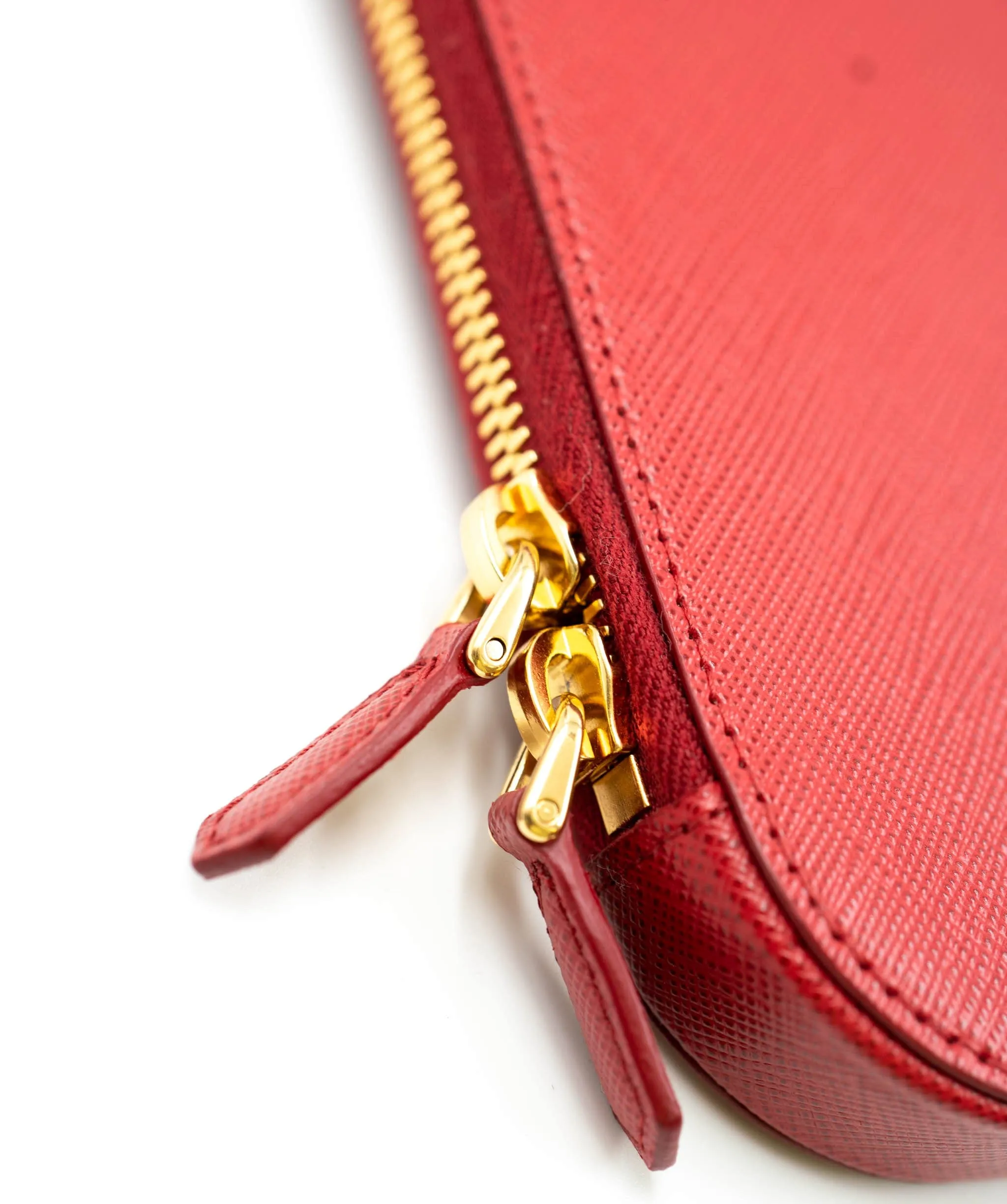 Prada Red Leather Saffiano Mini-bag Crossbody Bag - AWL4158