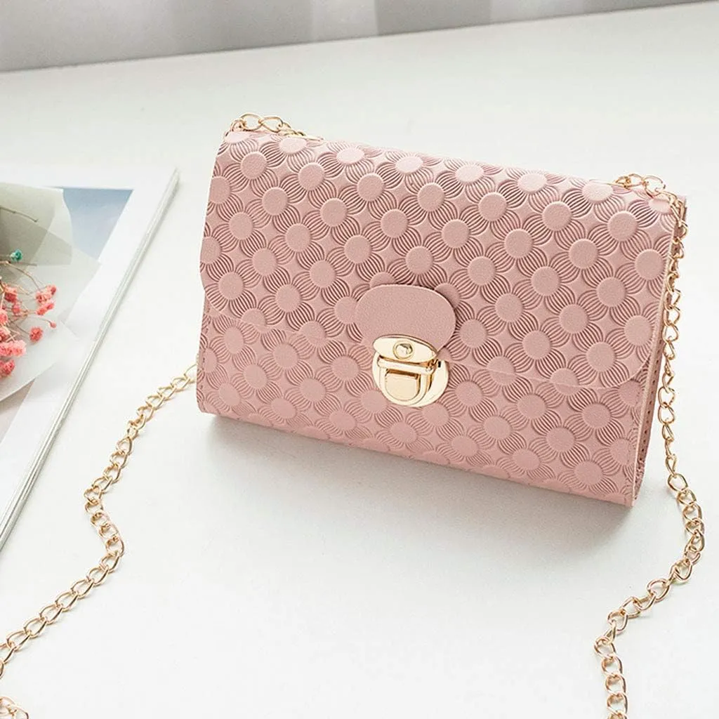 Quilted Crossbody Purses for Women Lightweight Quilted Leather Handbags for Women Retro Clutch Underarm Purse(One Size)