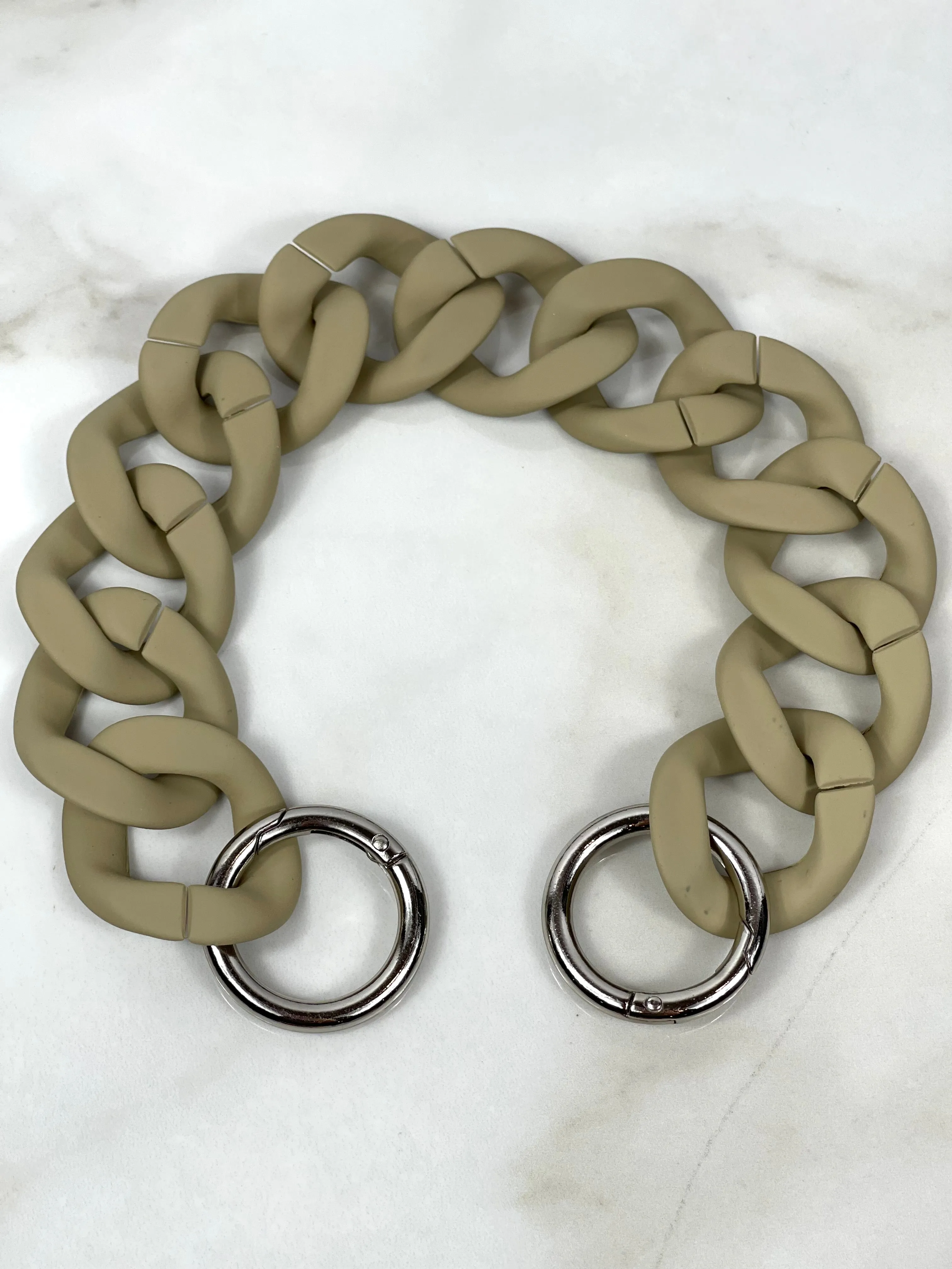 "SUGAR DADDY” Matte Acrylic Top Handle Chain 12"
