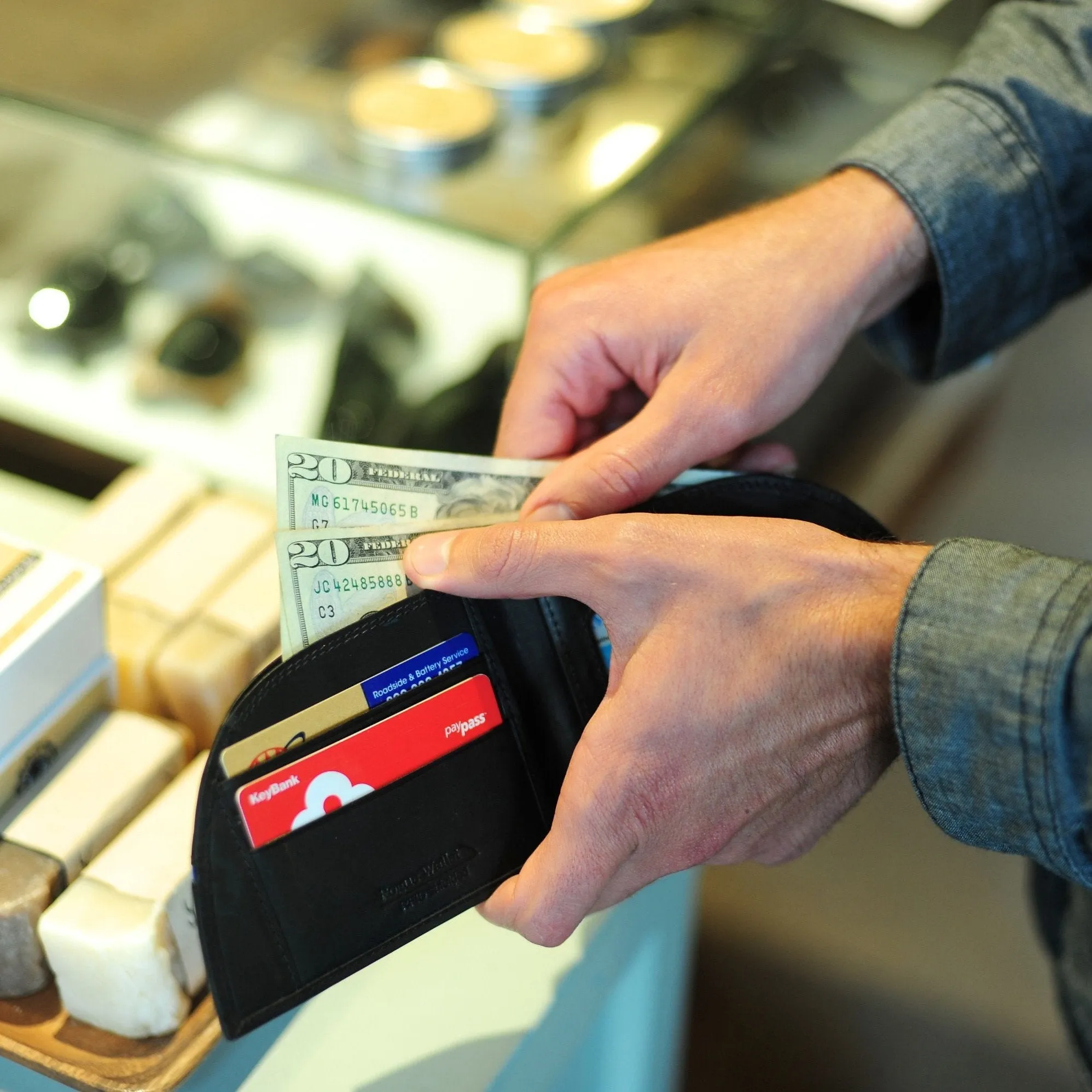 Rogue Front Pocket Wallet in Alligator Leather