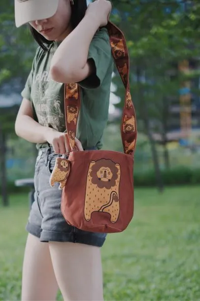 Ruoyu Studio Casual Crossbody Round Bucket Cloth Bag