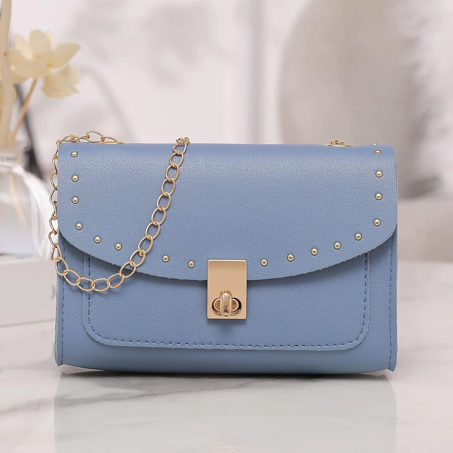 Small Tote Bag with Zipper Fashion Chain Shoulder Bag Comfortable Practical Bag