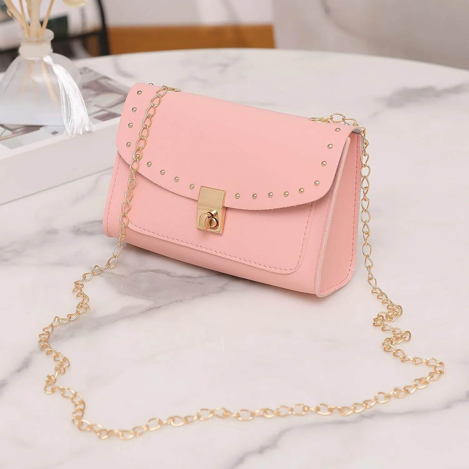 Small Tote Bag with Zipper Fashion Chain Shoulder Bag Comfortable Practical Bag