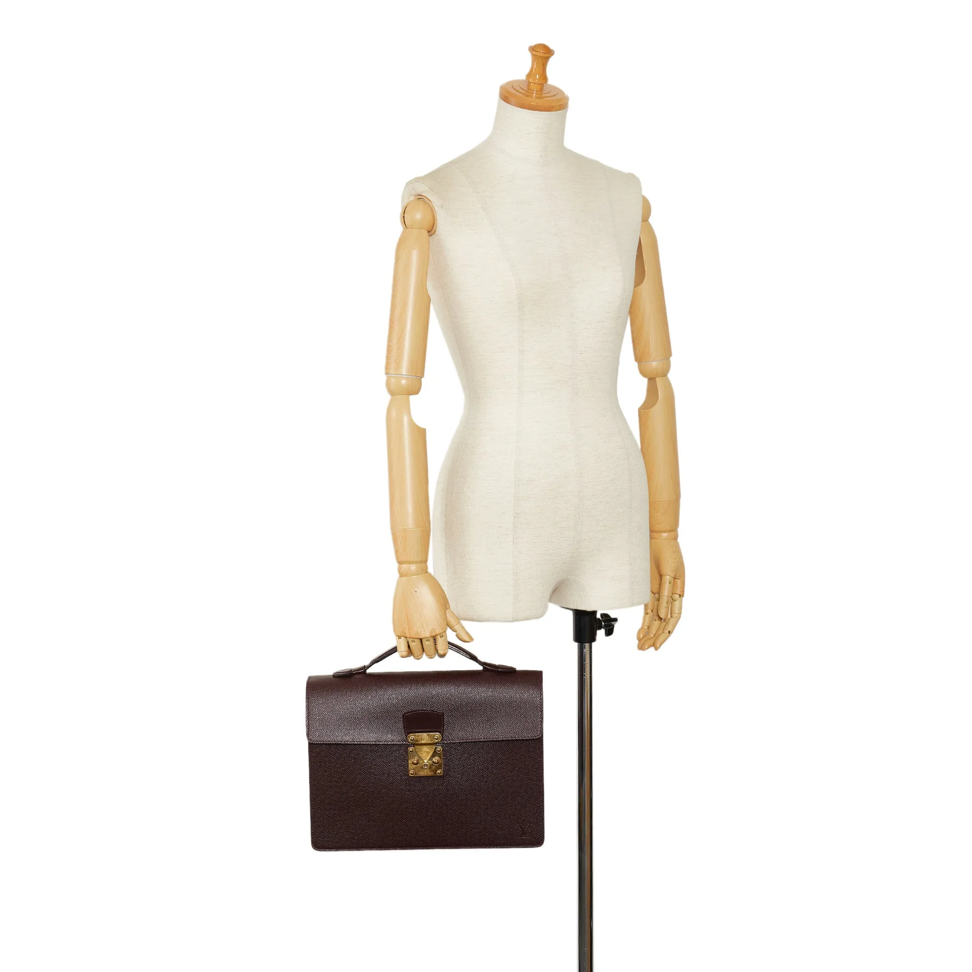 Trendy Inspired Louis Vuitton Taiga Serviette Kourad Briefcase