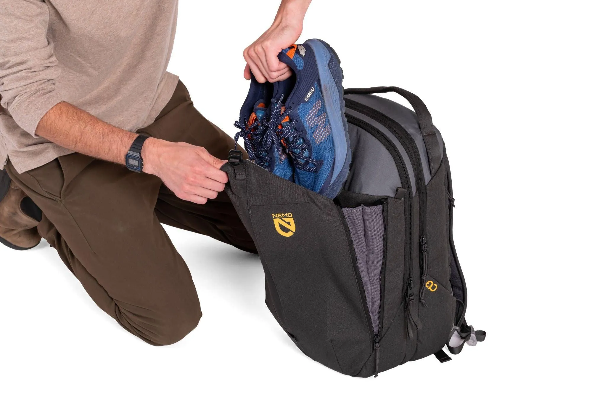Vantage 26L Endless Promise Everyday Adventure Daypack