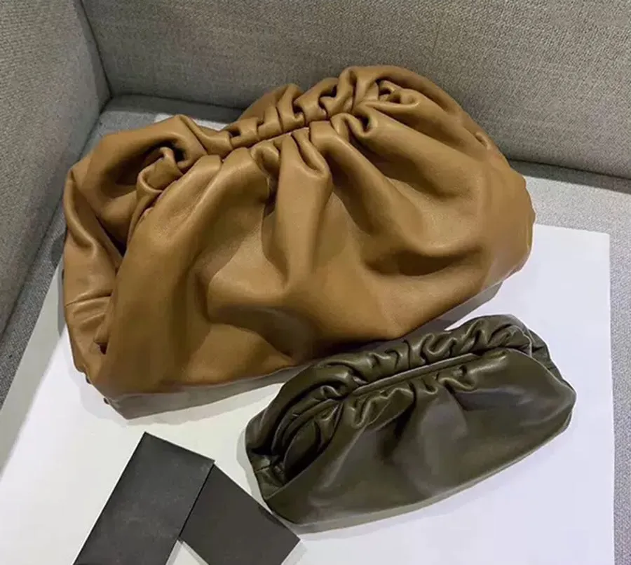 YAAGLE Fashion Female Real Leather Ruffled Drawstring Clutch Bag YG00265
