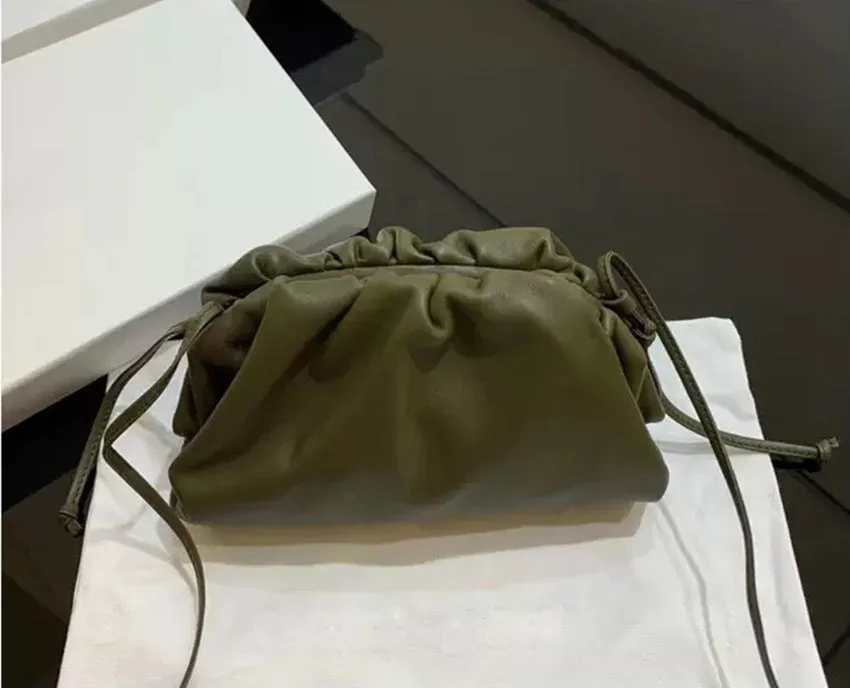 YAAGLE Fashion Female Real Leather Ruffled Drawstring Clutch Bag YG00265